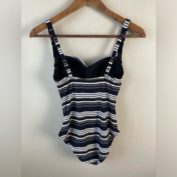 bond-eye Australia Slimming Ruched Striped One Piece Swimsuit US 4 black white - Picture 2 of 8
